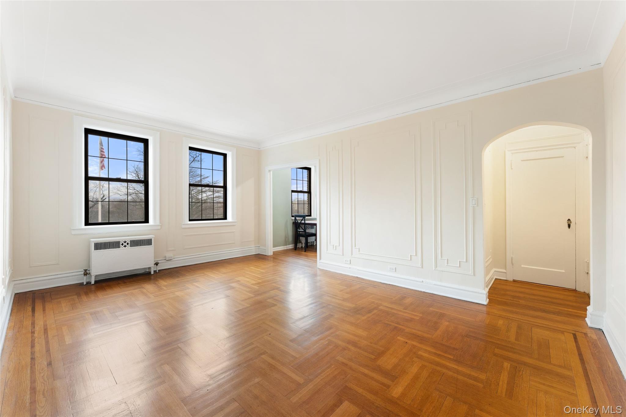 14 N Chatsworth Avenue 4M