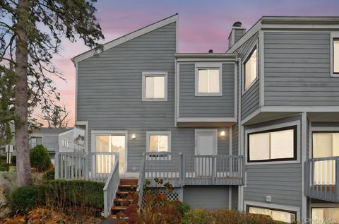 Condo For Sale - 25 Barker Street #315<br/> Mount Kisco, NY 10549