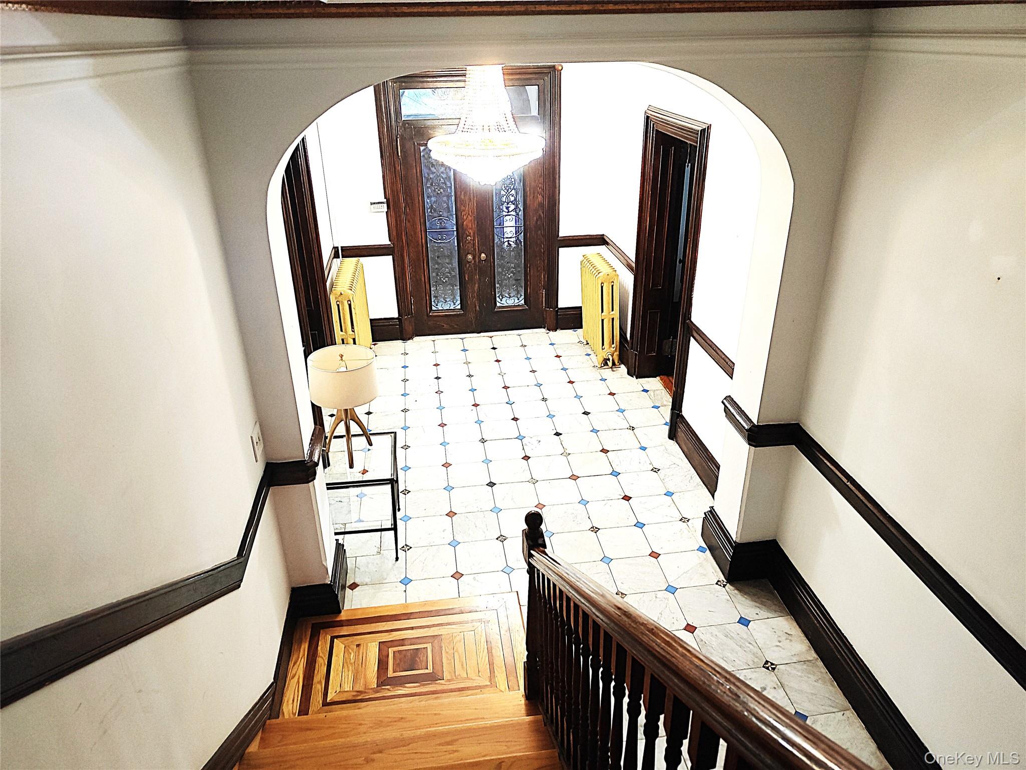 12 Monell Place