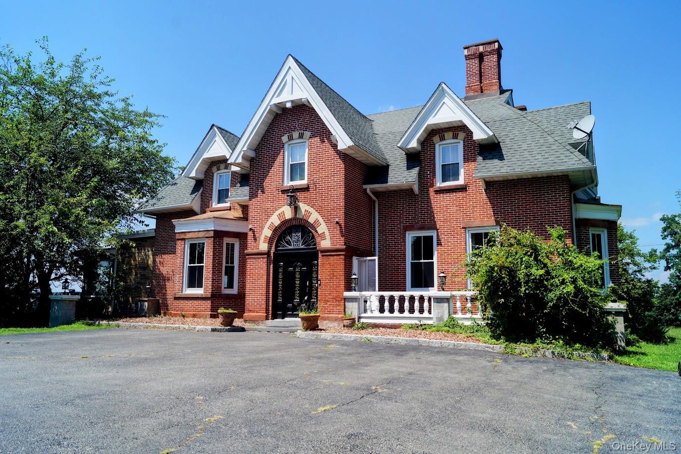 12 Monell Place