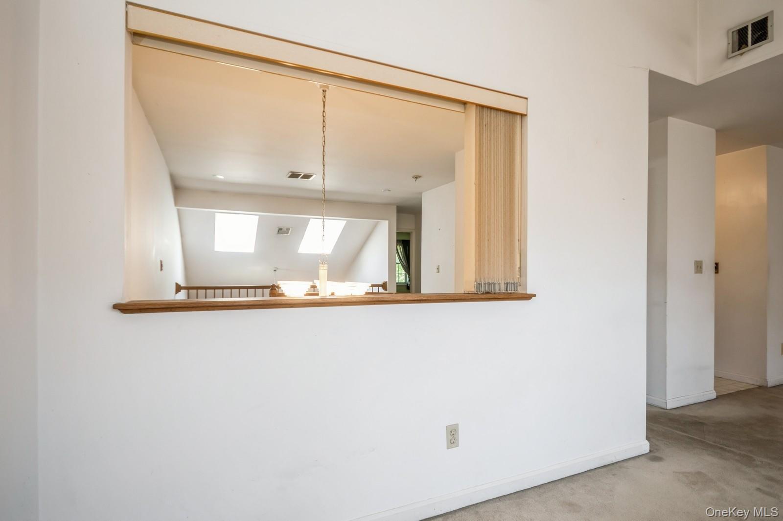 Hyde Park, New York 12538, United States, 2 Bedrooms Bedrooms, ,3 BathroomsBathrooms,Residential,Active,195318