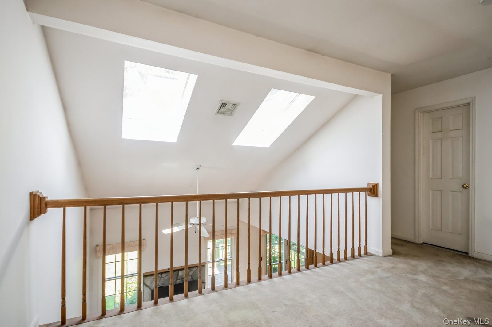 Hyde Park, New York 12538, United States, 2 Bedrooms Bedrooms, ,3 BathroomsBathrooms,Residential,Active,195318