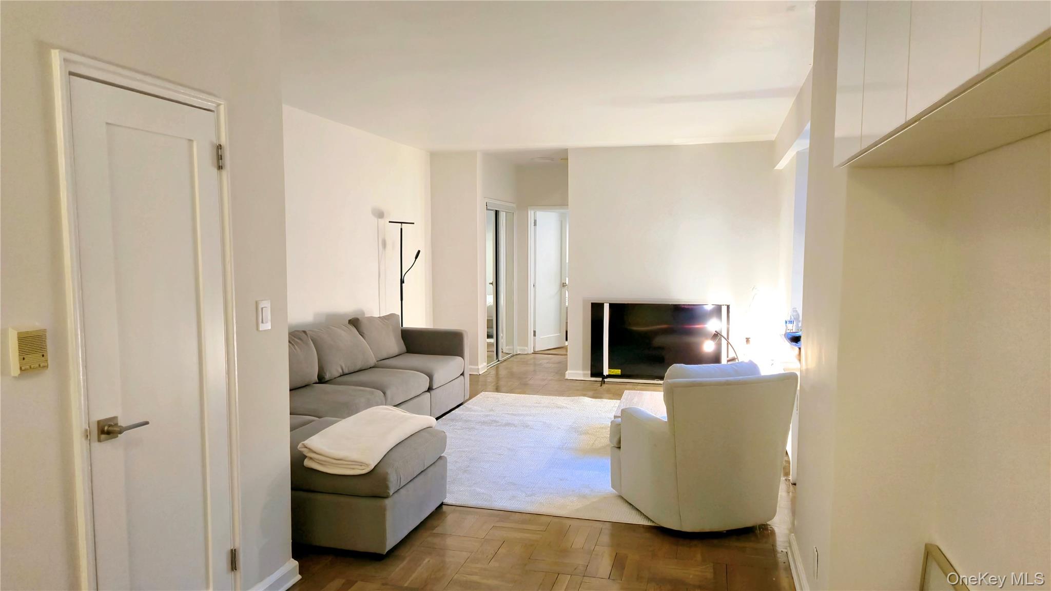 220 Pelham Road 3L