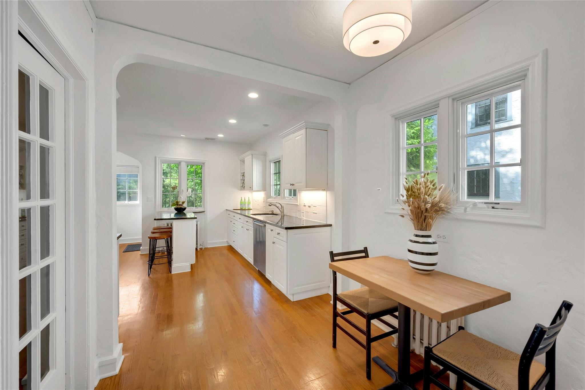 10 Maple Hill Drive, Larchmont, New York image 17