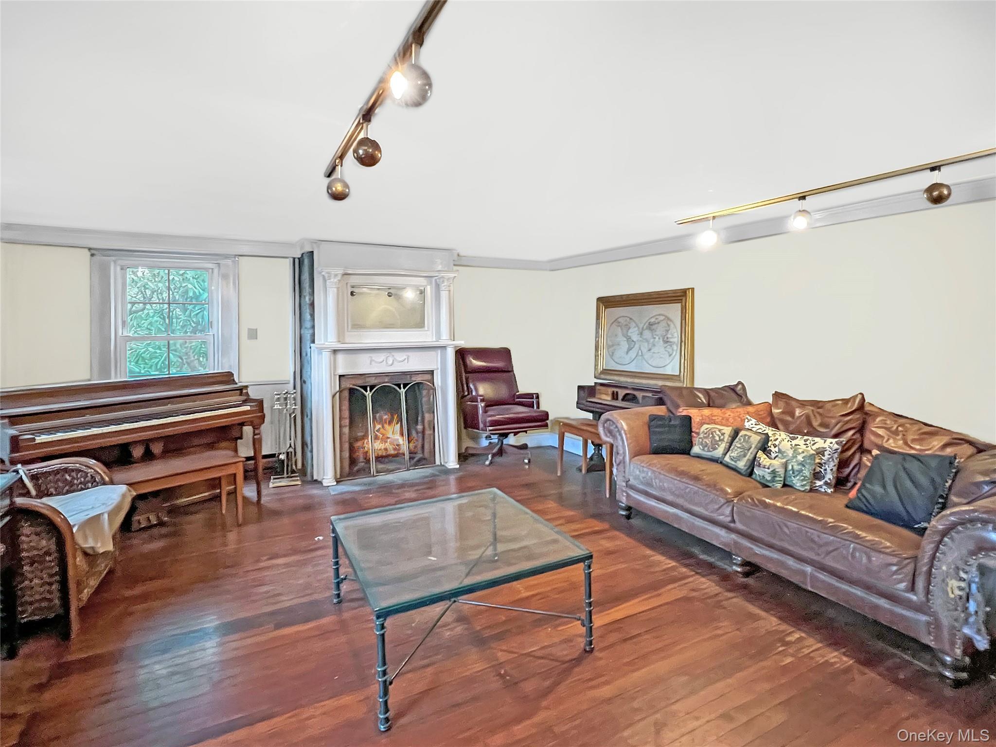 118 Shelter Rock Road