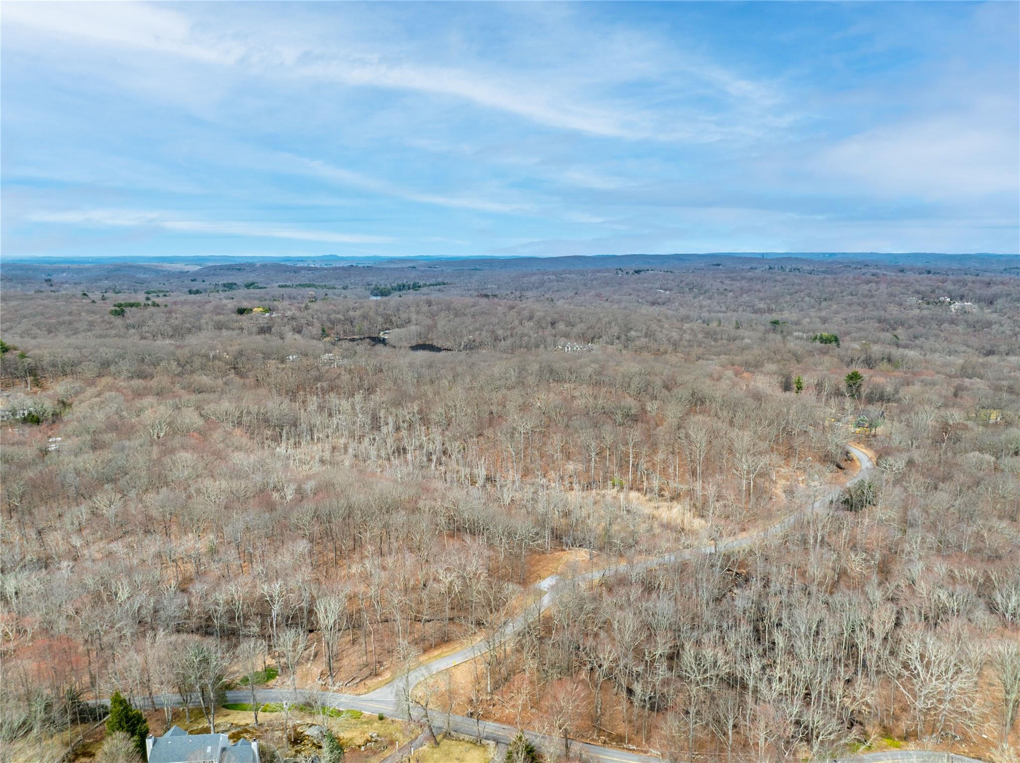 22 Joshua Hobby Lane, Pound Ridge, New York image 9