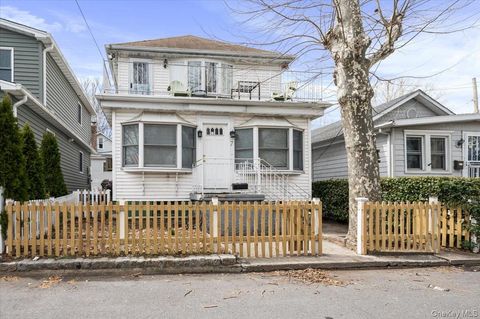 Homes For Sale - 7 Poplar Avenue #7<br/> Bronx County, Bronx, NY 10465