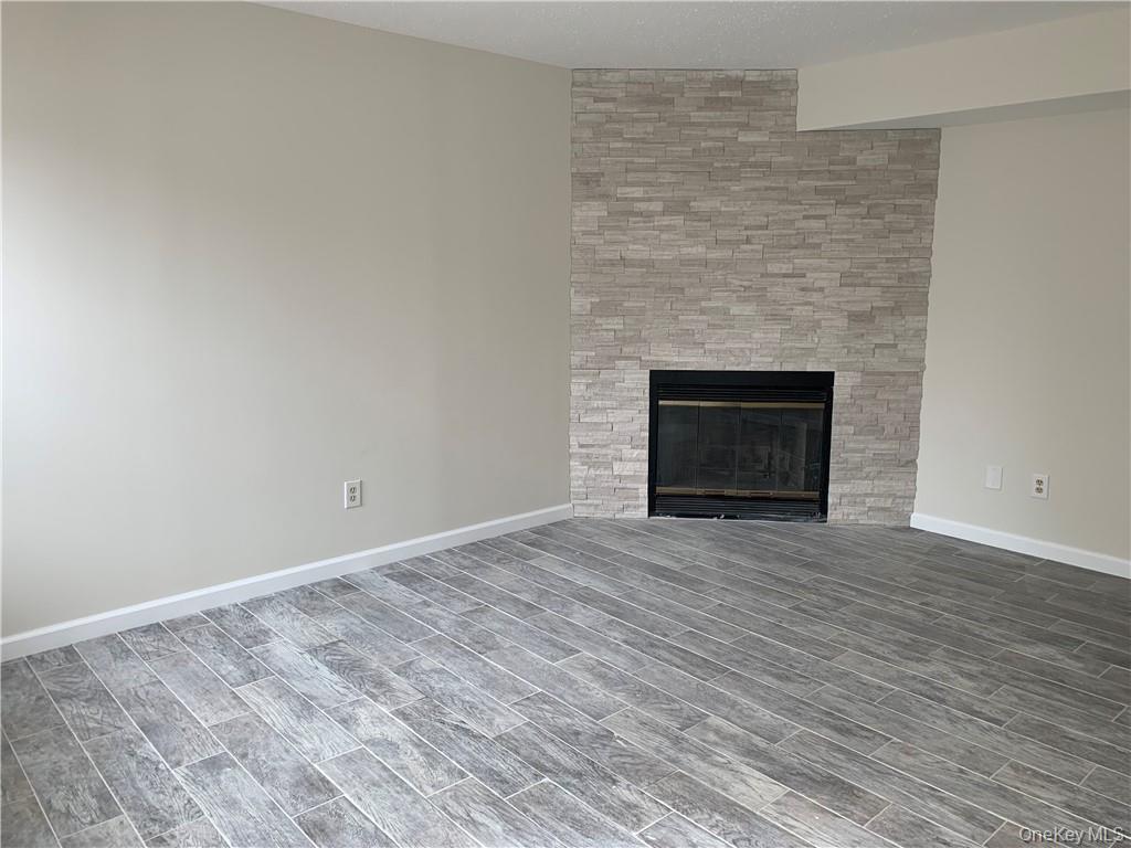 3607 Whispering Hills