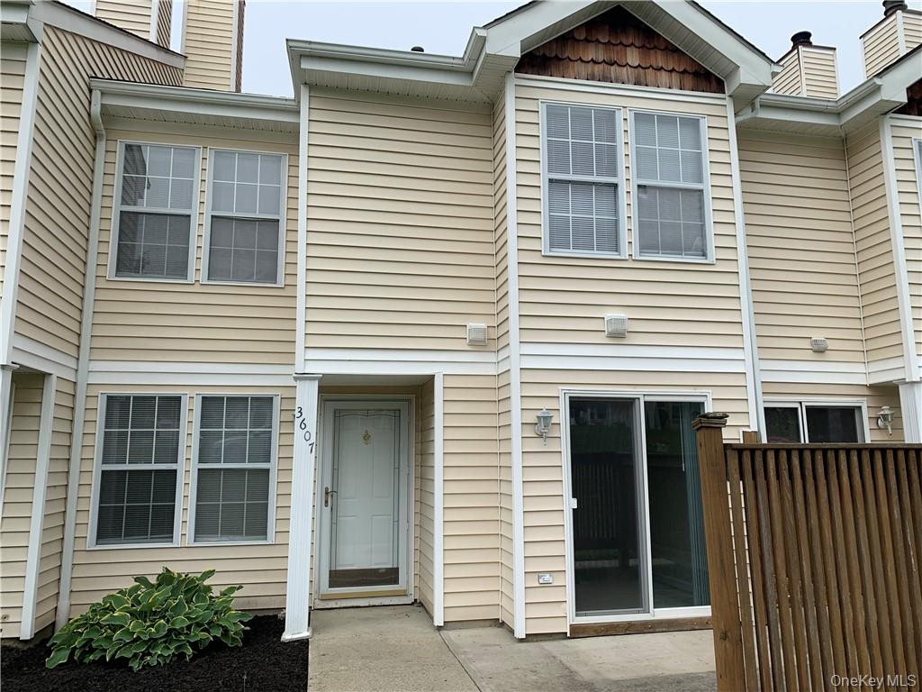 3607 Whispering Hills