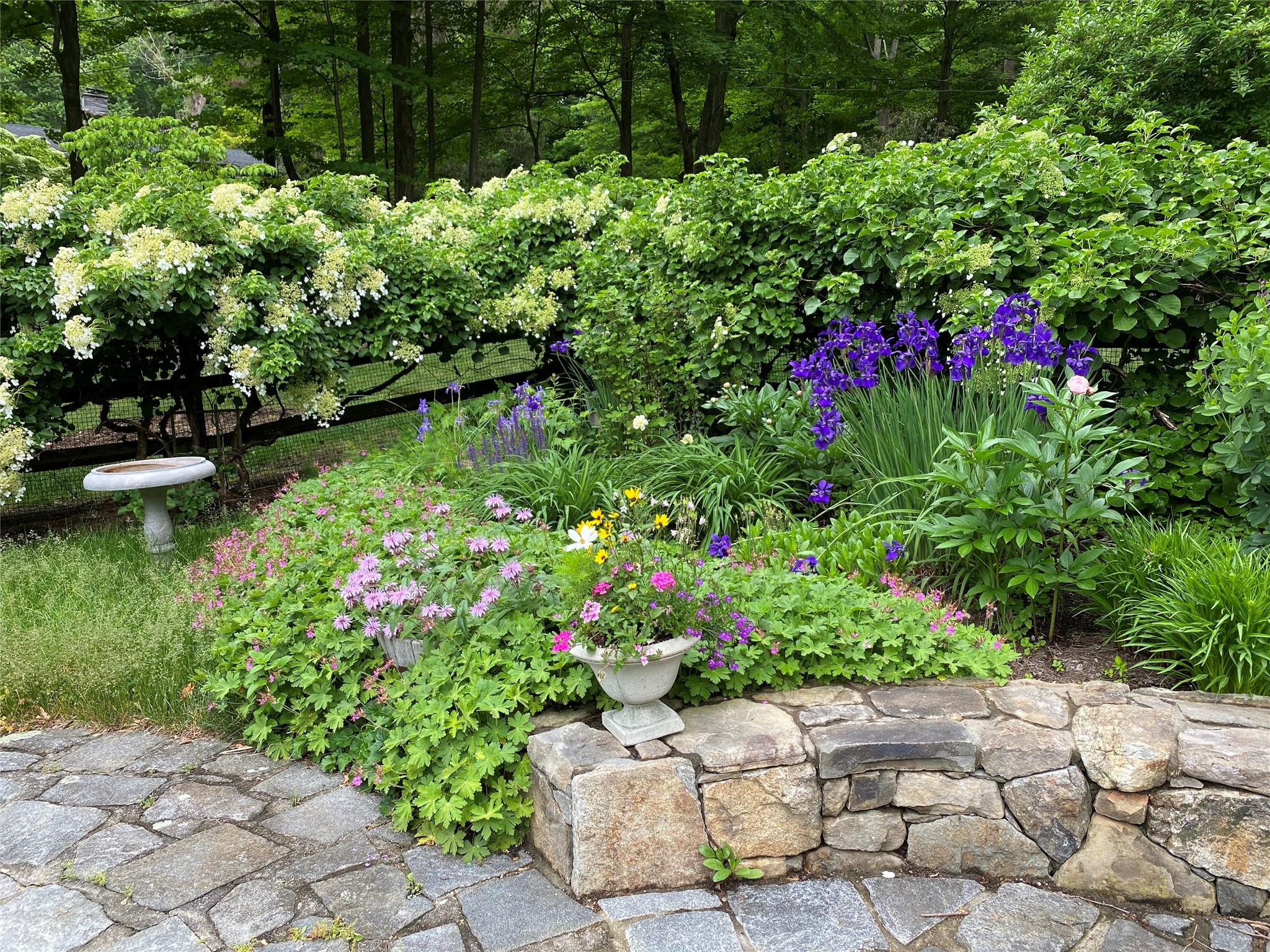 North Salem, New York 10560, United States, 3 Bedrooms Bedrooms, ,3 BathroomsBathrooms,Residential,Active,95276