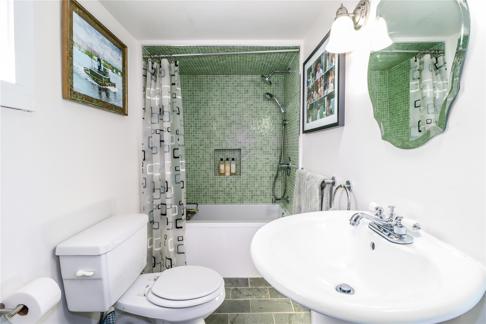 North Salem, New York 10560, United States, 3 Bedrooms Bedrooms, ,3 BathroomsBathrooms,Residential,Active,95276