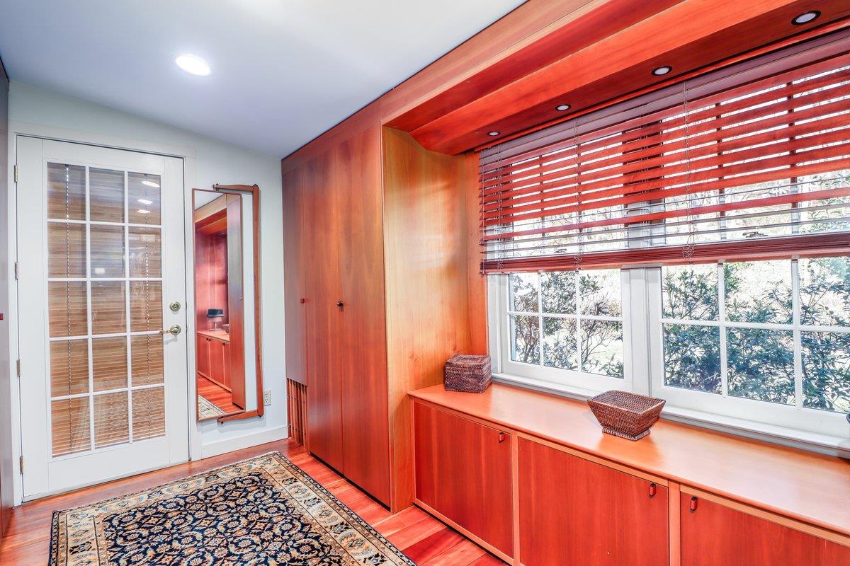 North Salem, New York 10560, United States, 3 Bedrooms Bedrooms, ,3 BathroomsBathrooms,Residential,Active,95276