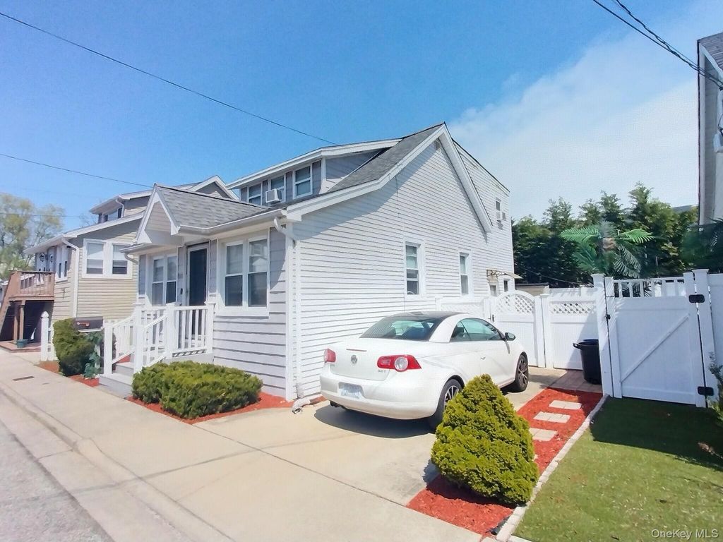 Photo of 3037 Morrow Road, Oceanside, NY 11572 (MLS # 986611)