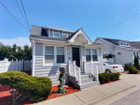 Photo of 3037 Morrow Road, Oceanside, NY 11572 (MLS # 986611)