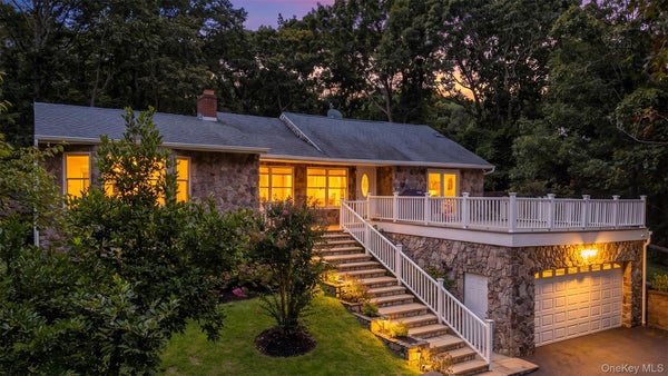 1000 HAYWATERS RD, CUTCHOGUE, NY 11935 - Image 7c19557650af2e390d92999a6118b21f/41656189