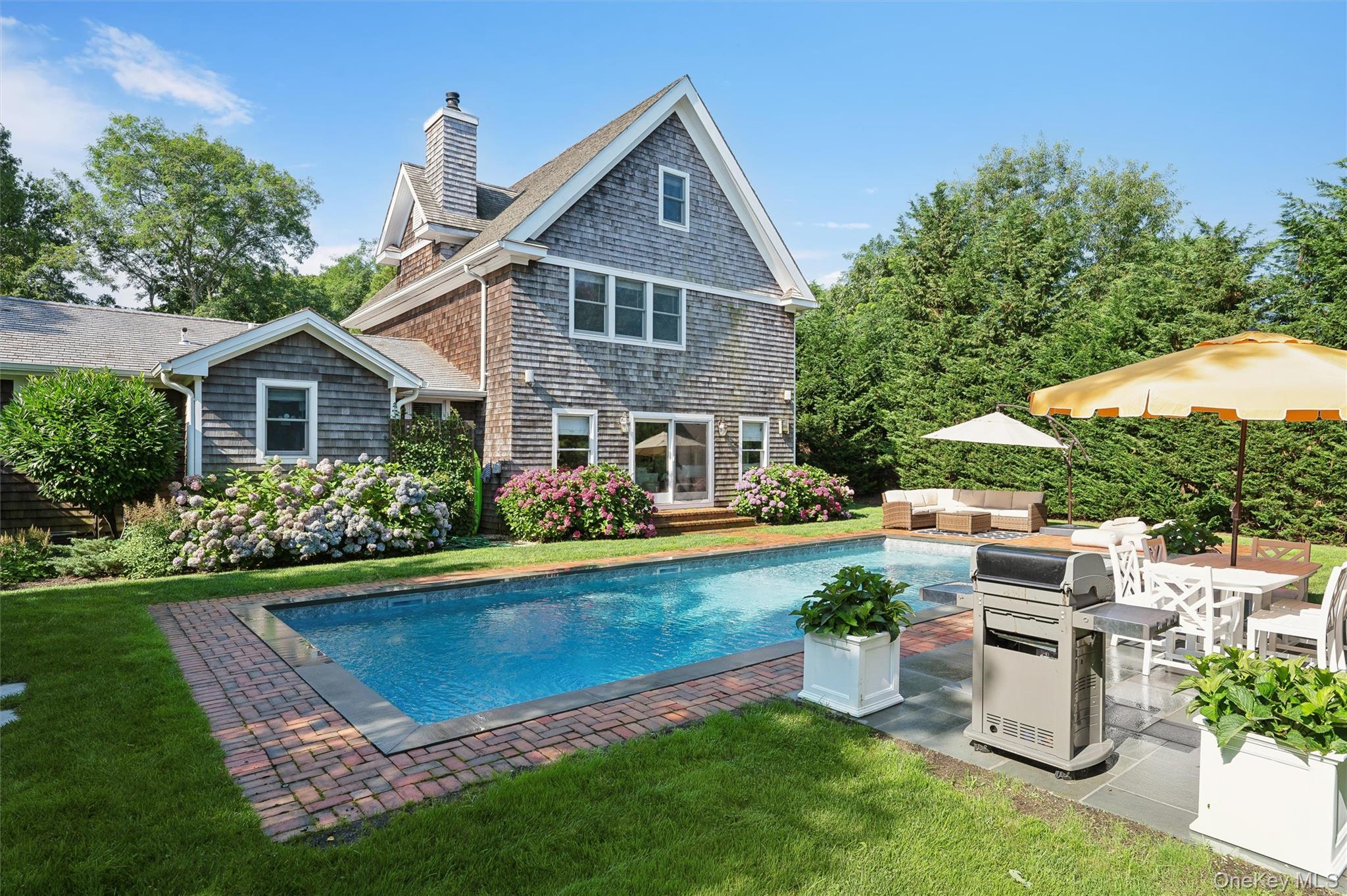 409 Old Canoe Place Road