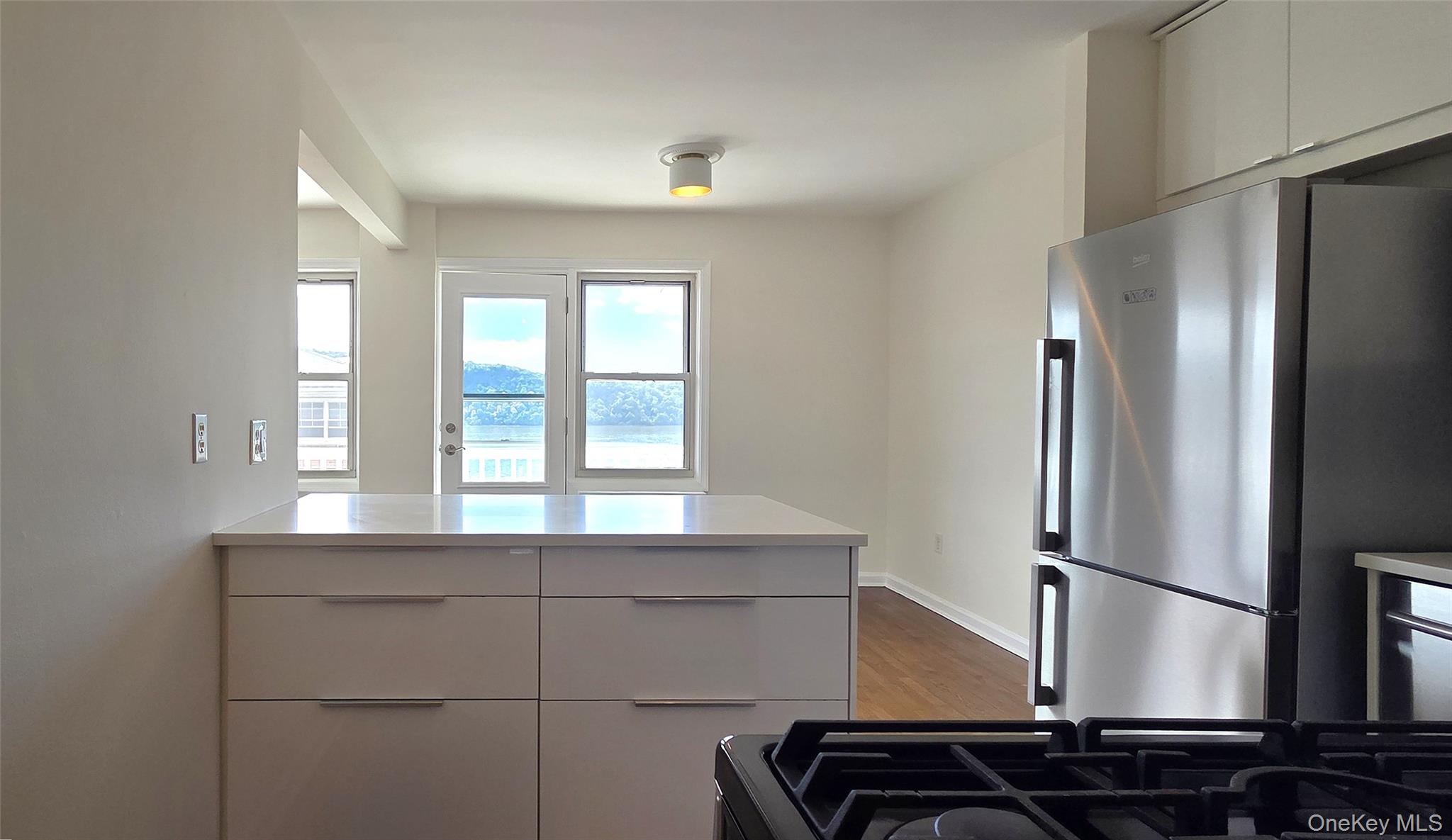 51 Maple Avenue 3B