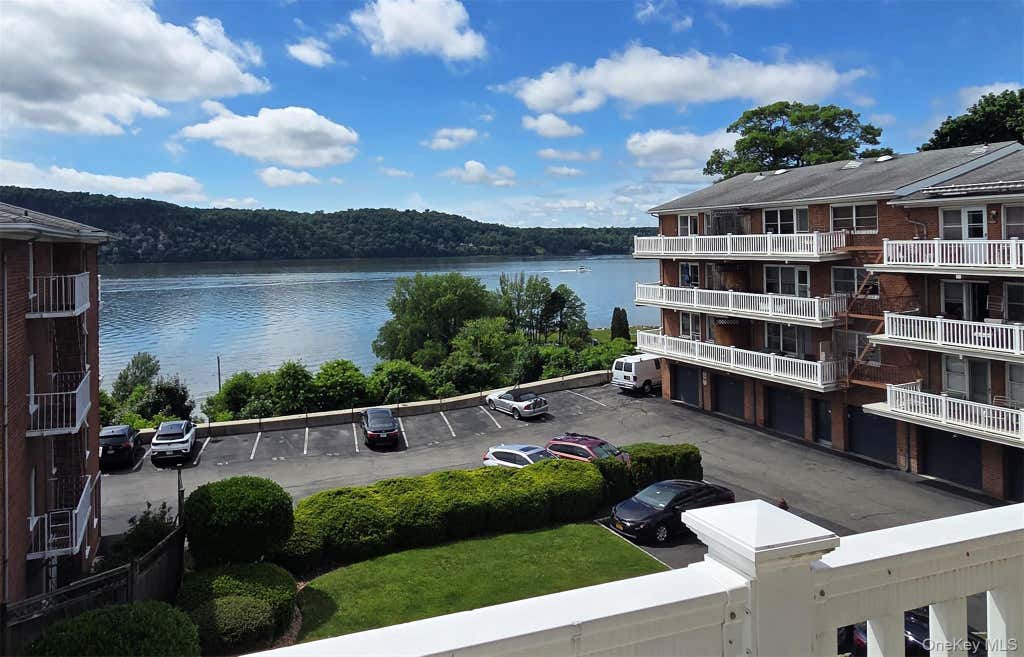 Photo of 51 Maple Avenue #3B, Hastings-on-Hudson, NY 10706 (MLS # 1005902)