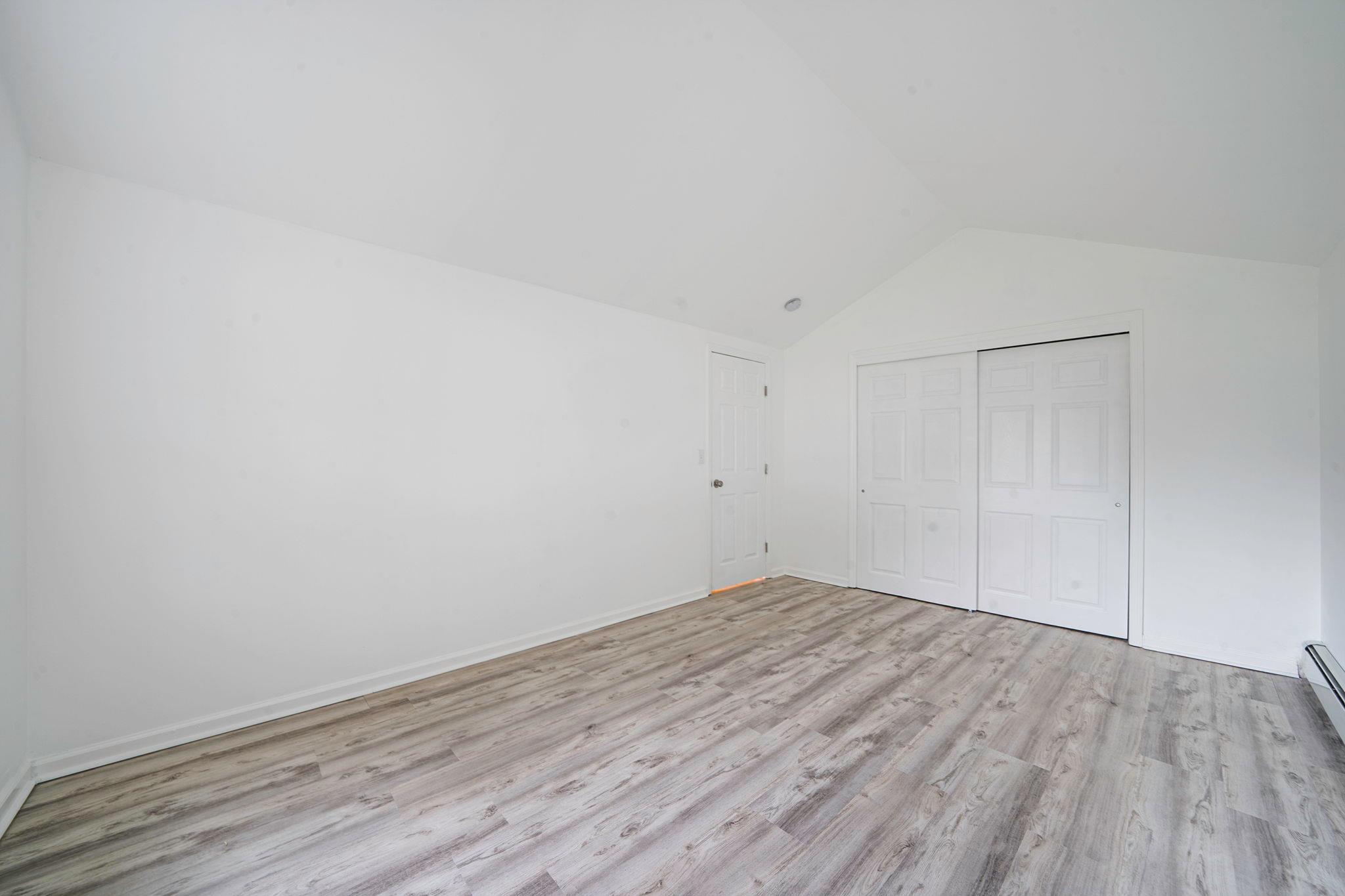 138 Greene Avenue, Port Jefferson Station, New York image 18