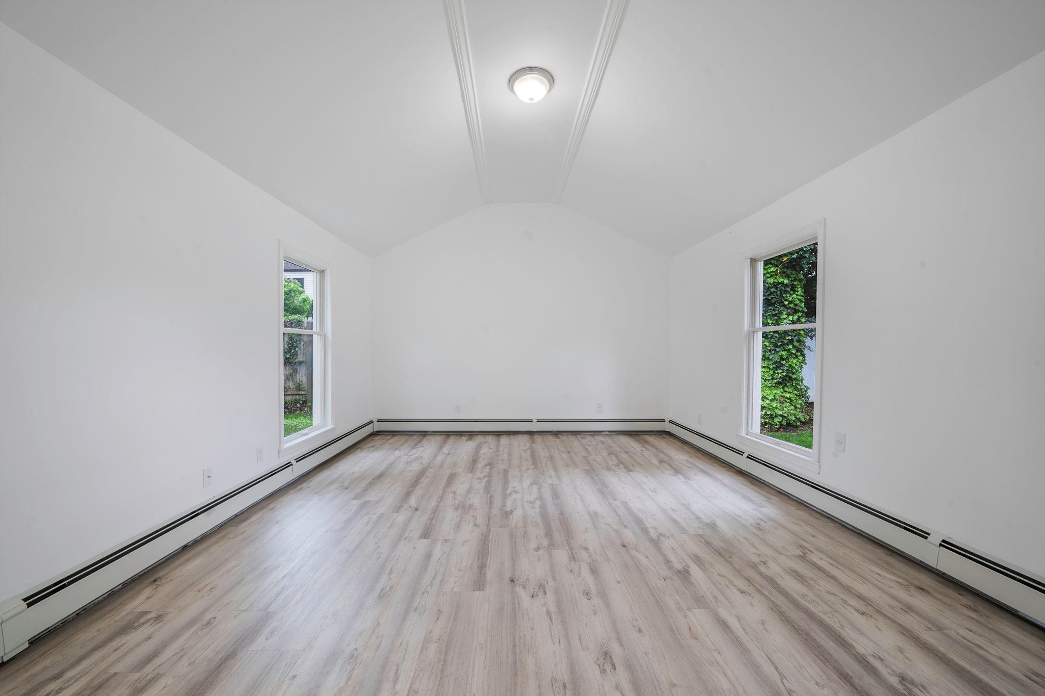 138 Greene Avenue, Port Jefferson Station, New York image 22