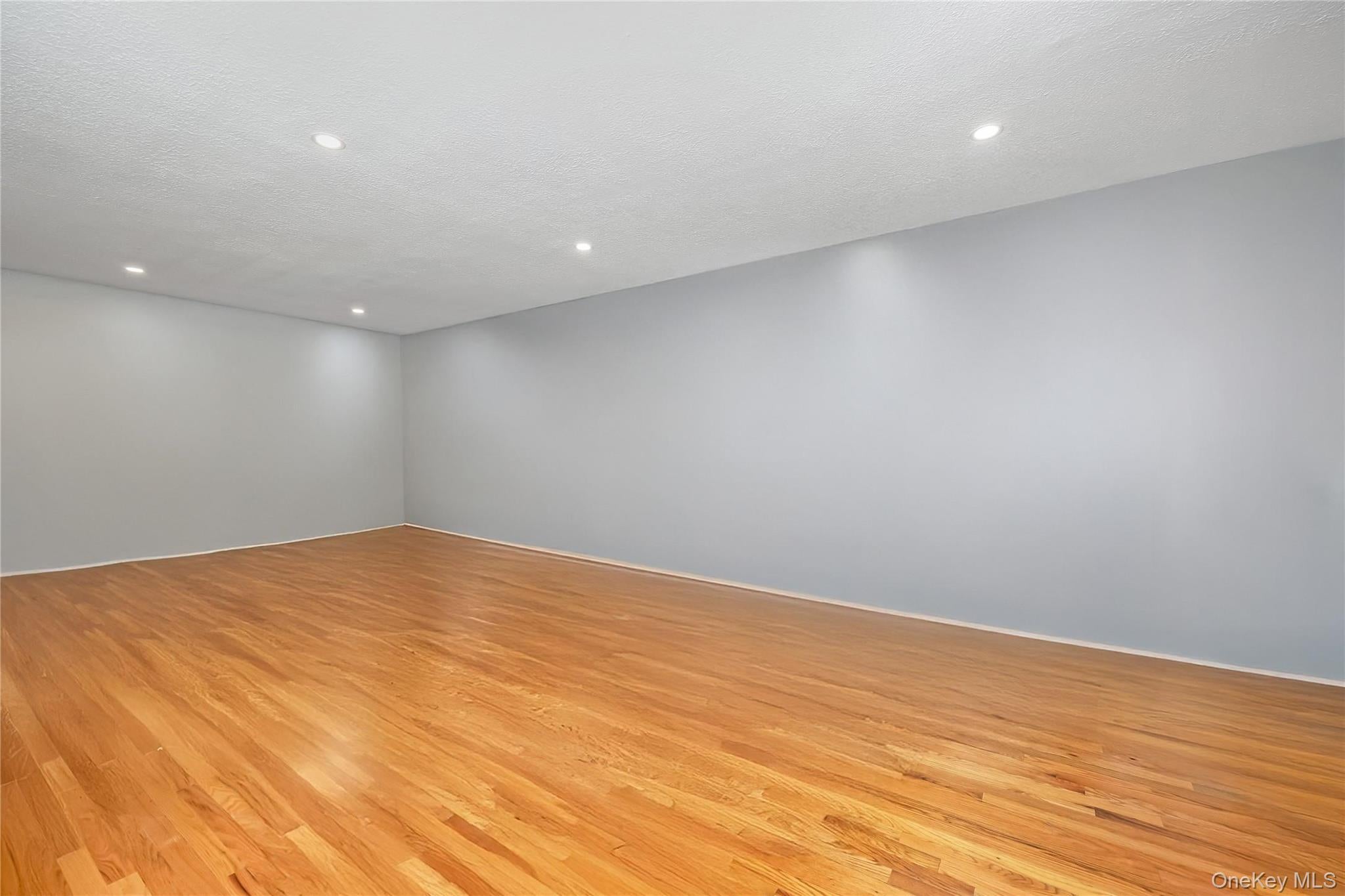 2449 Union Blvd 21A