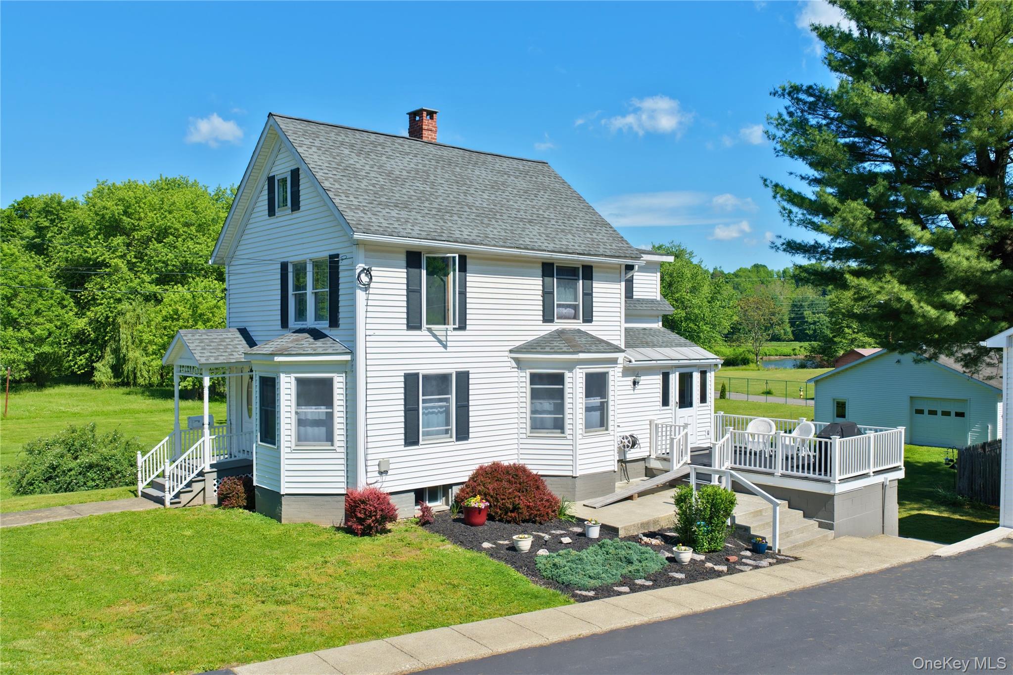 470 W Main Street