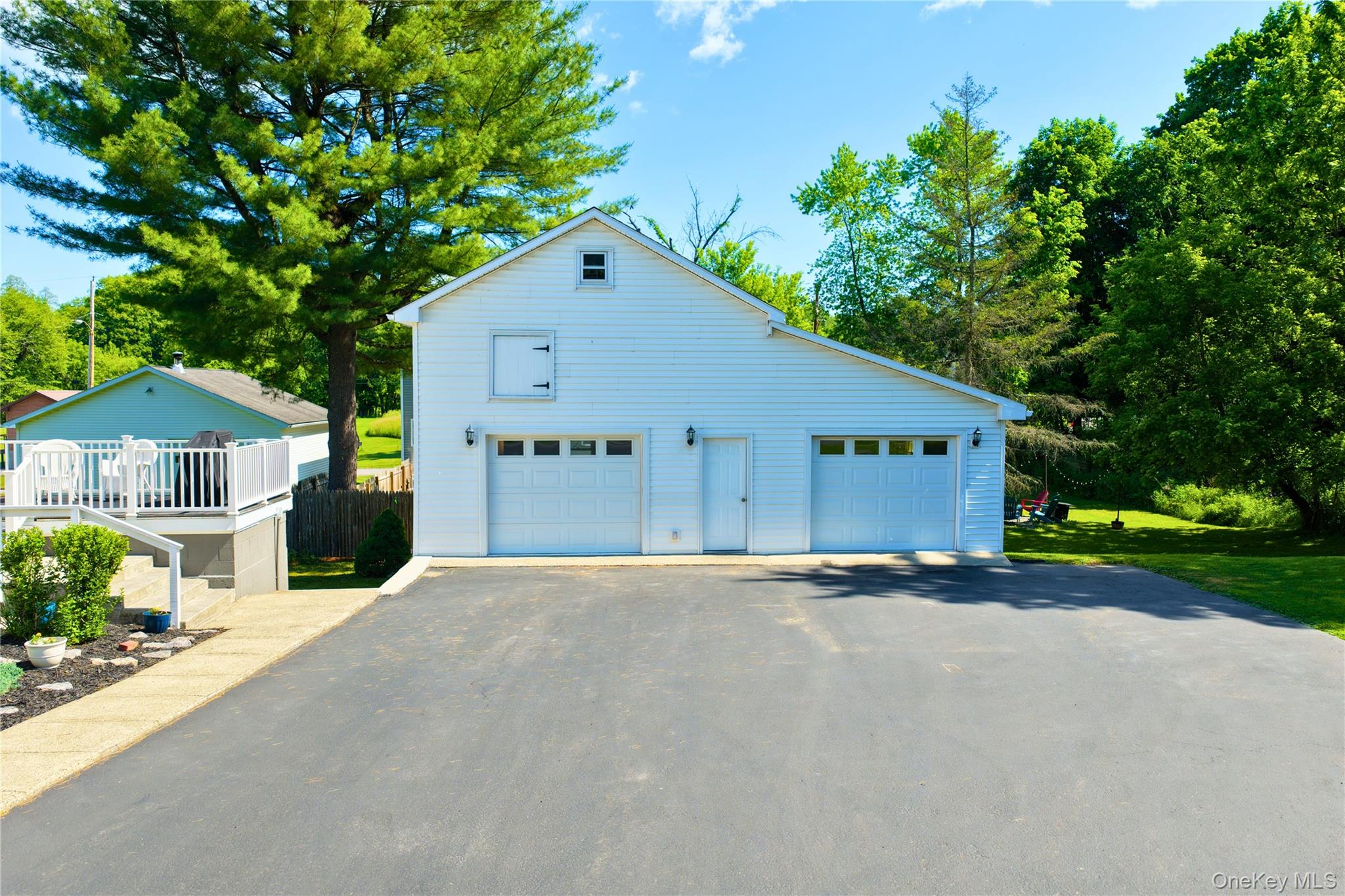 470 W Main Street