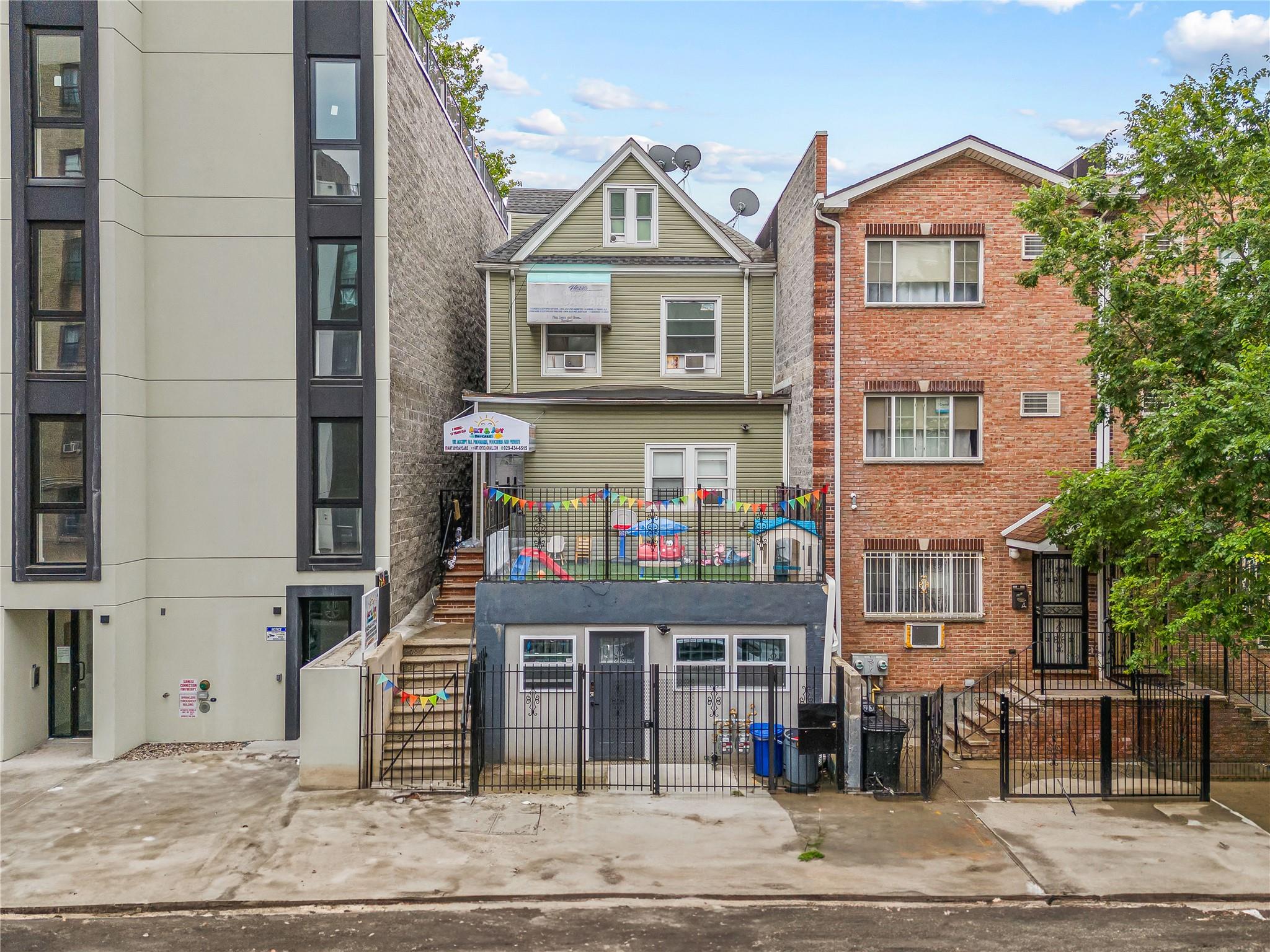 Property for Sale at Buchanan Place, Bronx, New York - Bedrooms: 10 
Bathrooms: 3  - $1,200,000