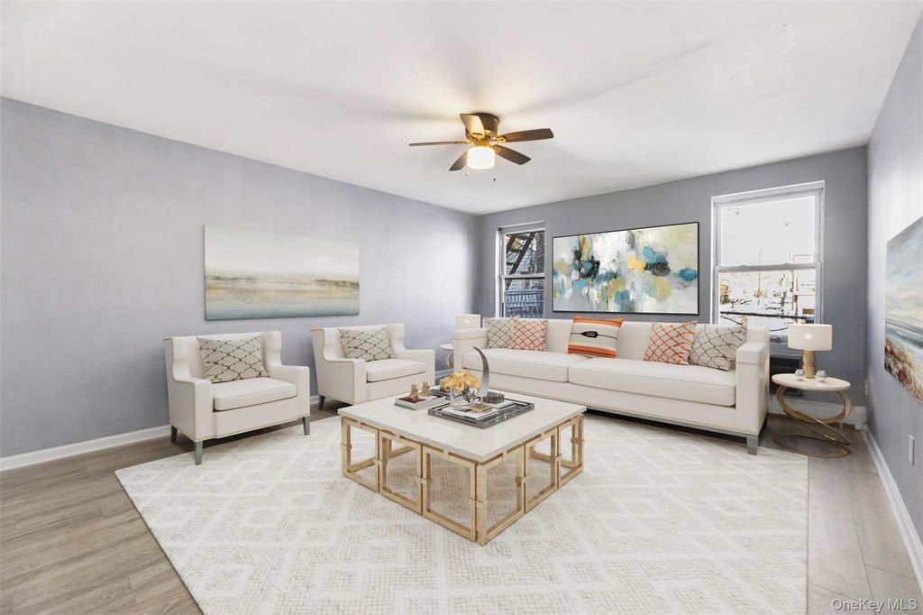 Photo of 156 Centre Avenue #2G, New Rochelle, NY 10805 (MLS # 956417)