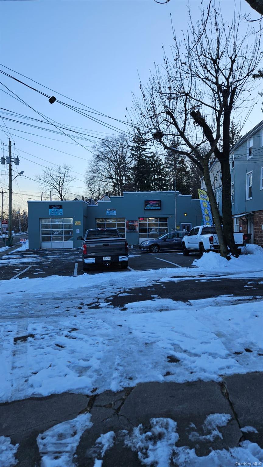 73-75 Cedar Hill Avenue