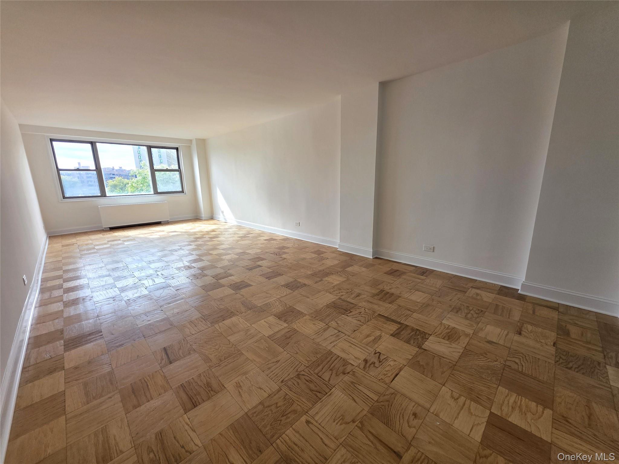 61-20 Grand Central Parkway A507