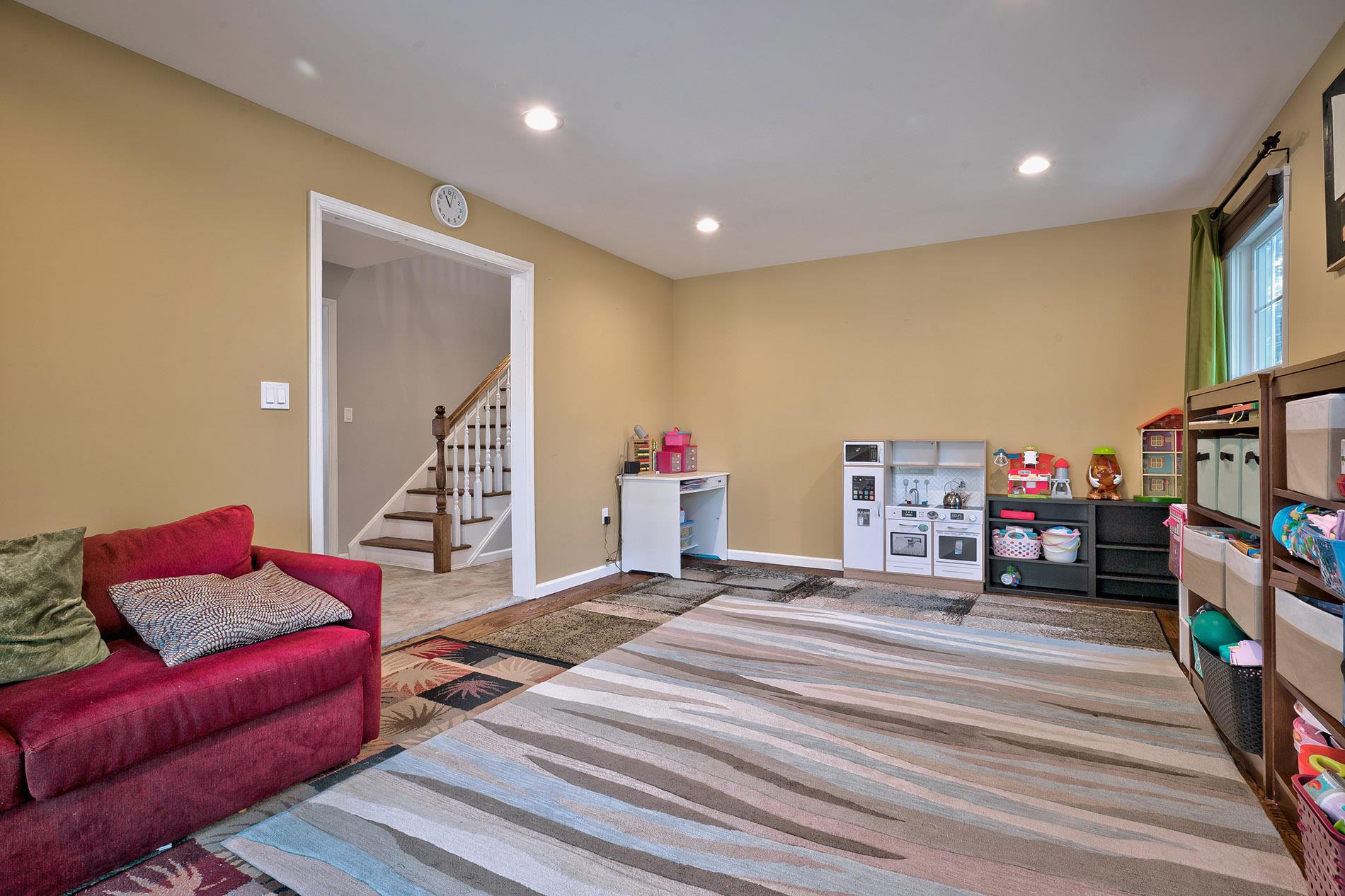 47 14th Street, Locust Valley, New York image 3