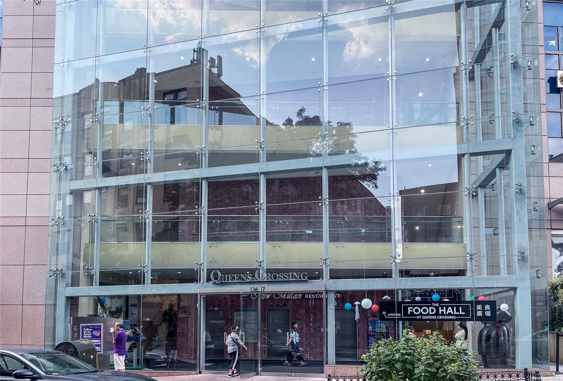 38-25 Main Street Street 4A