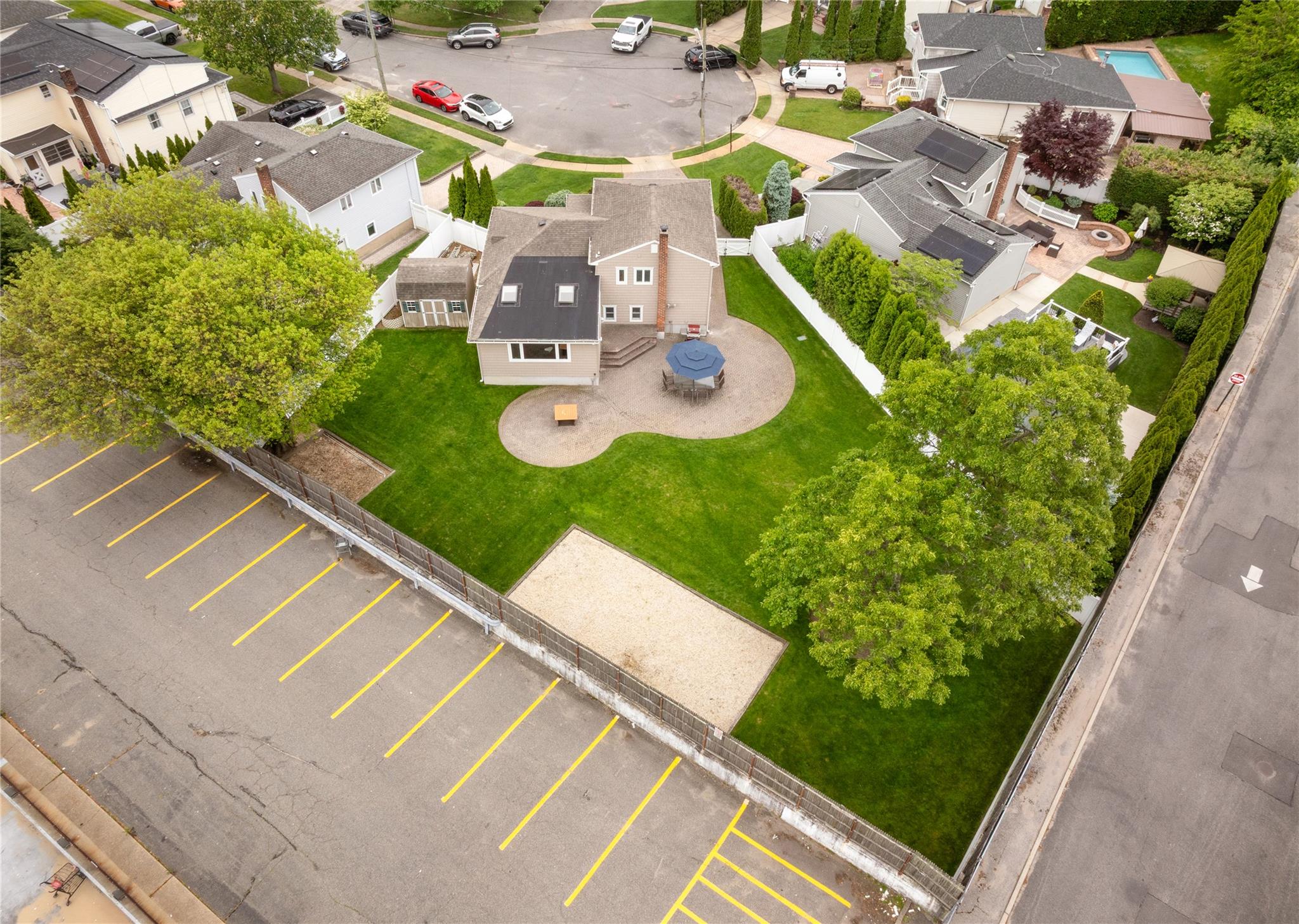 14 Jones Court