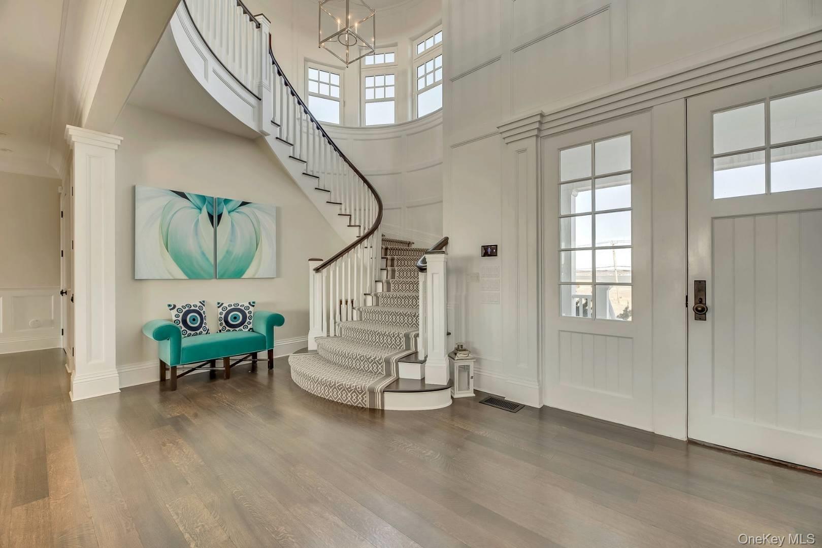 19 Dune Road Road