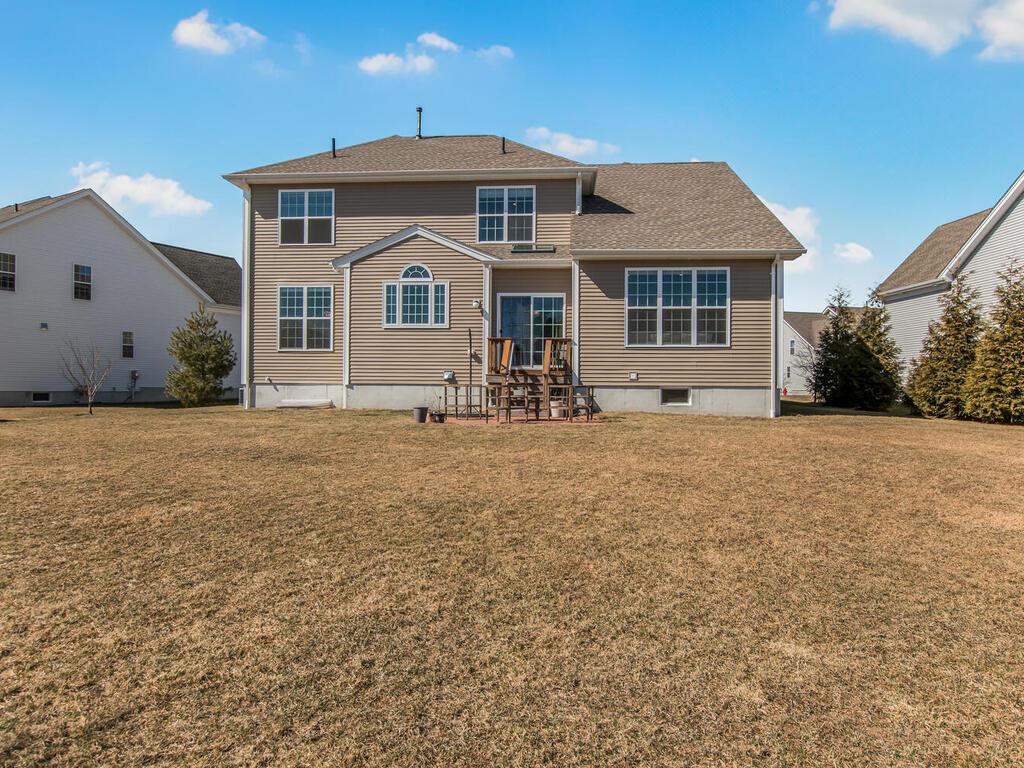 22 E Van Buren Way, Hopewell Junction, New York image 2
