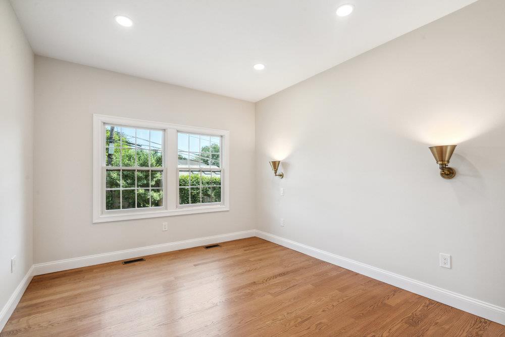 7 Eton Place, Plainview, New York image 12