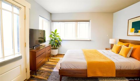 Tiny photo for 4 Bridge Lane, Croton-on-Hudson, NY 10520 (MLS # 930601)