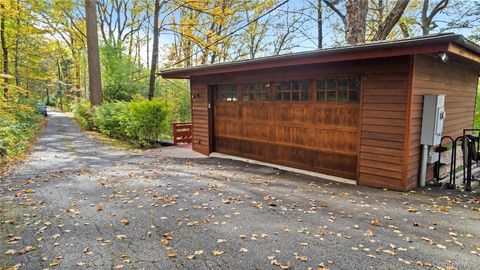 Tiny photo for 4 Bridge Lane, Croton-on-Hudson, NY 10520 (MLS # 930601)