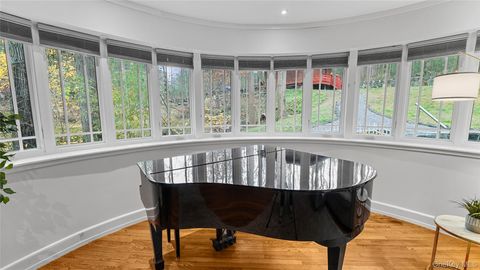 Tiny photo for 4 Bridge Lane, Croton-on-Hudson, NY 10520 (MLS # 930601)