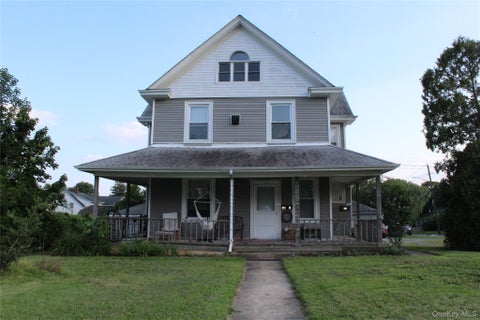 Photo of 64 Old Dock Road, Kings Park, NY 11754 (MLS # 1040541)