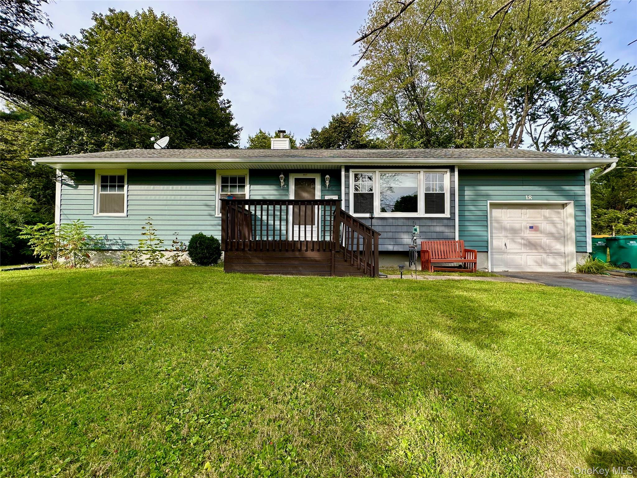 Red Hook, New York 12571, United States, 3 Bedrooms Bedrooms, ,1 BathroomBathrooms,Residential,Active,220143