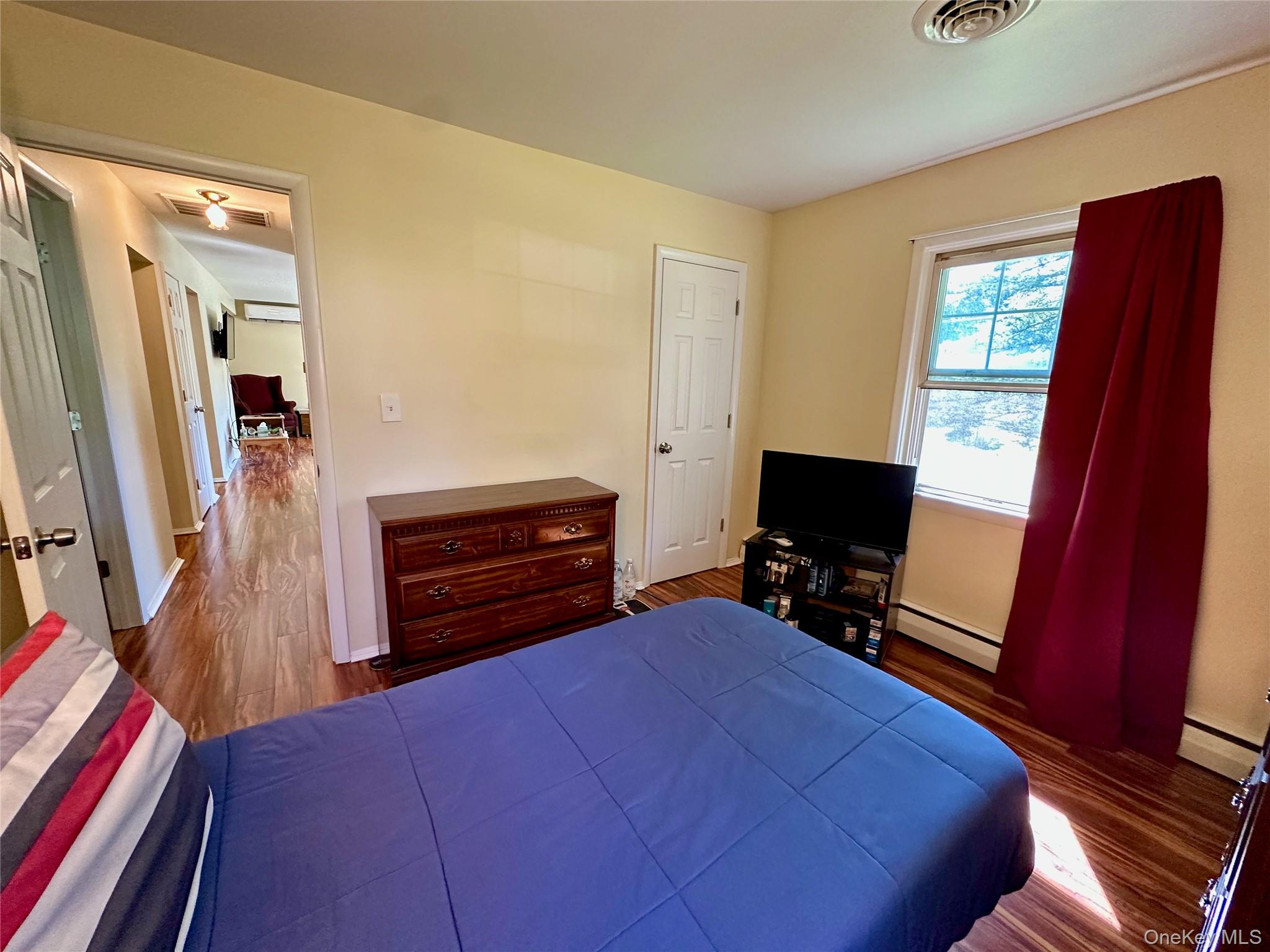 Red Hook, New York 12571, United States, 3 Bedrooms Bedrooms, ,1 BathroomBathrooms,Residential,Active,220143