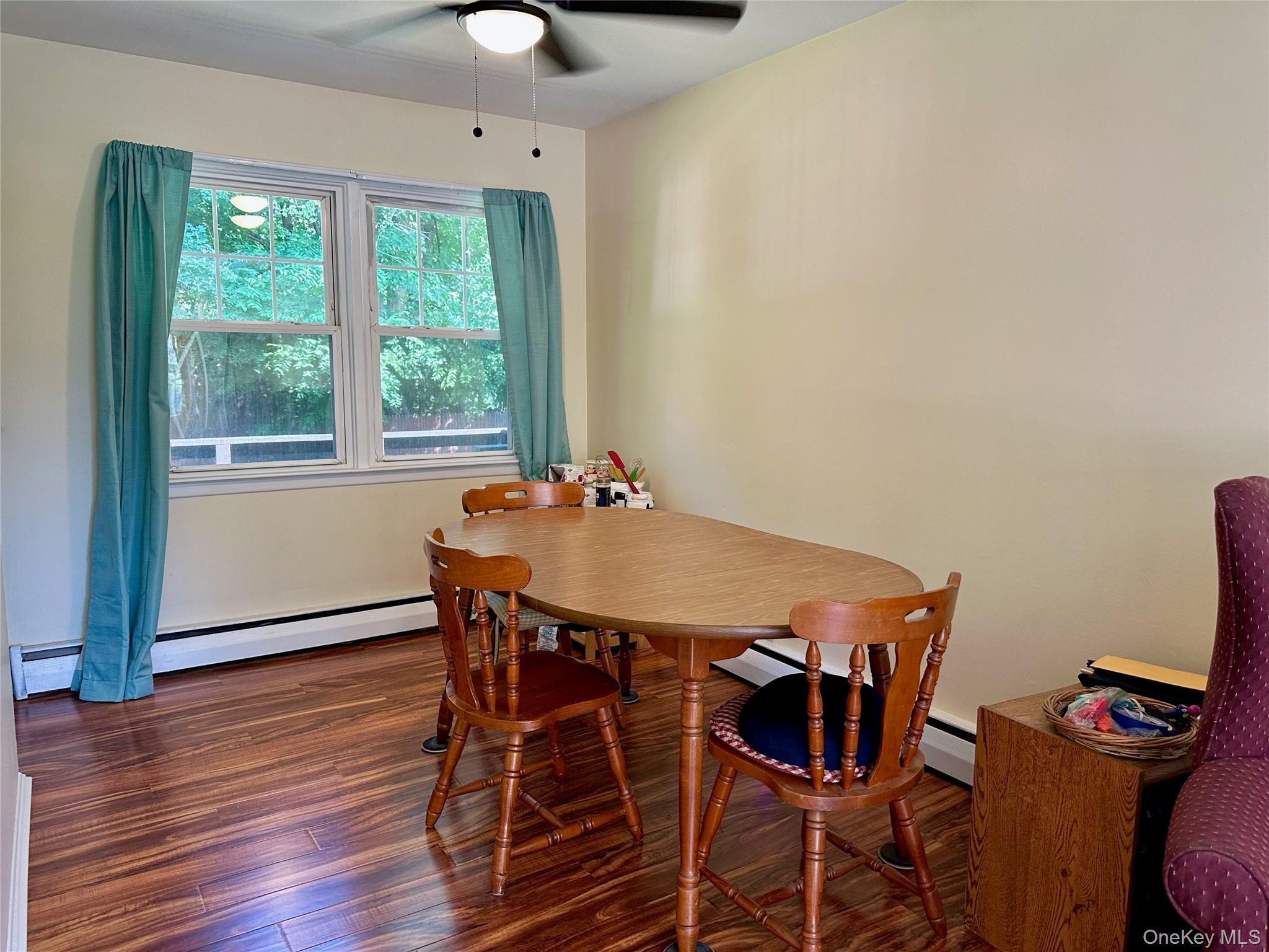Red Hook, New York 12571, United States, 3 Bedrooms Bedrooms, ,1 BathroomBathrooms,Residential,Active,220143