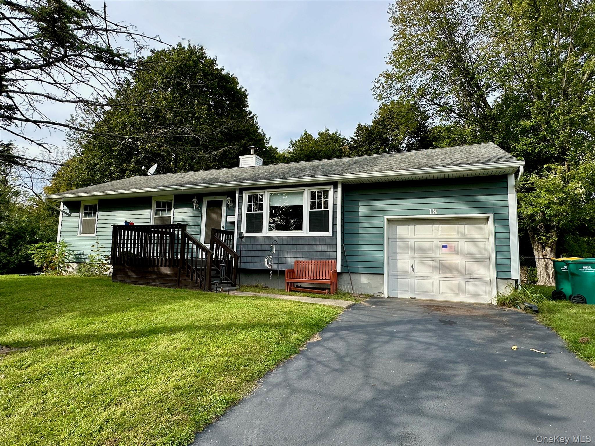 Red Hook, New York 12571, United States, 3 Bedrooms Bedrooms, ,1 BathroomBathrooms,Residential,Active,220143