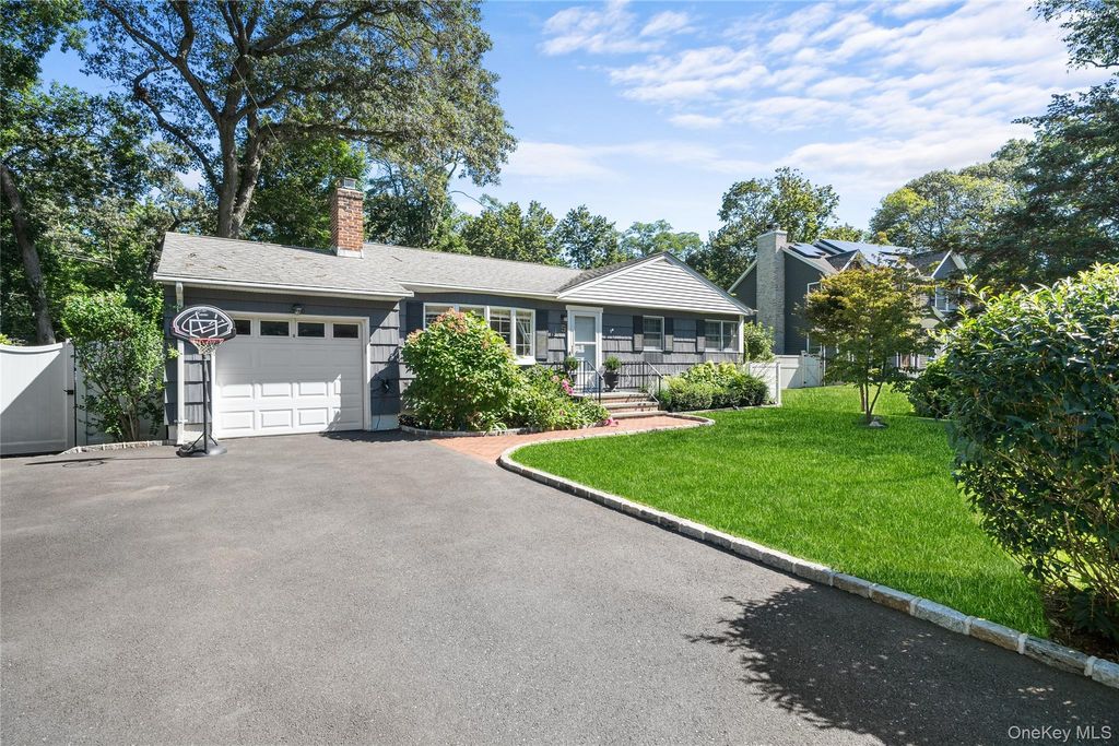 Photo of 5 Magnolia Lane, Miller Place, NY 11764 (MLS # 943283)