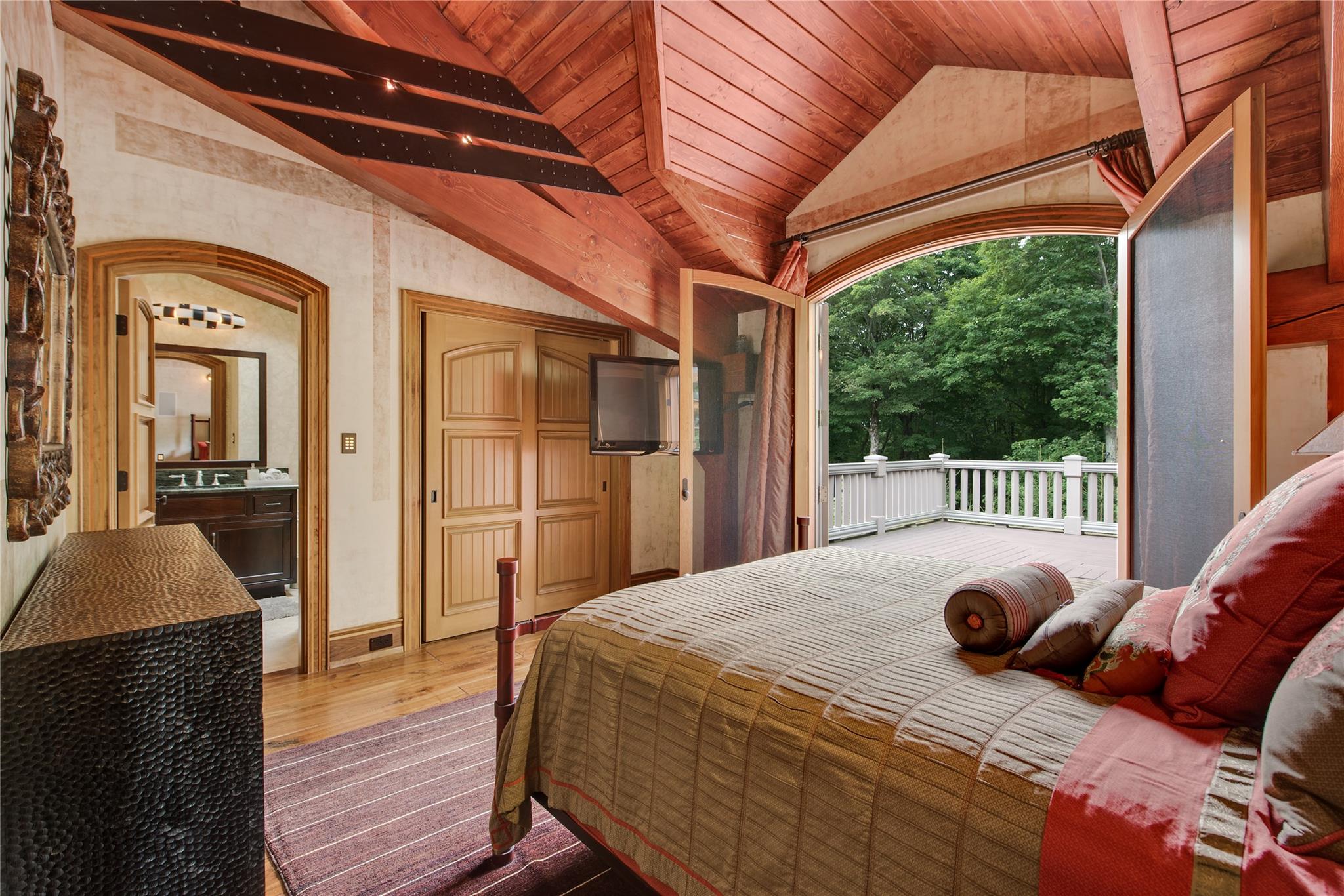 68 Quarry Lane, Bedford, New York image 16