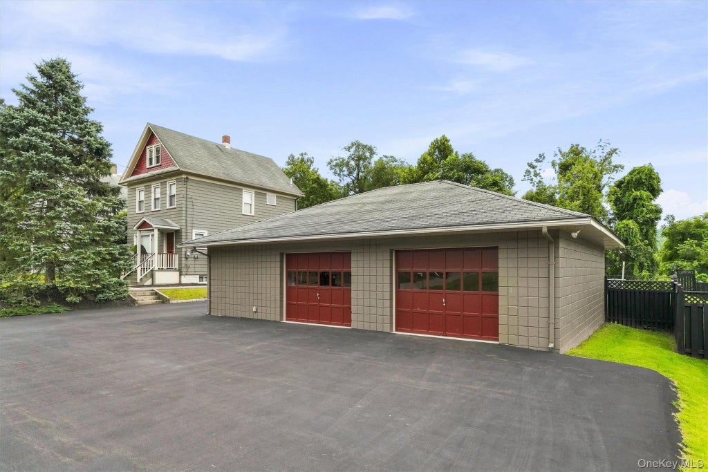 Photo of 125 Berme Road, Port Jervis, NY 12771 (MLS # 1046530)