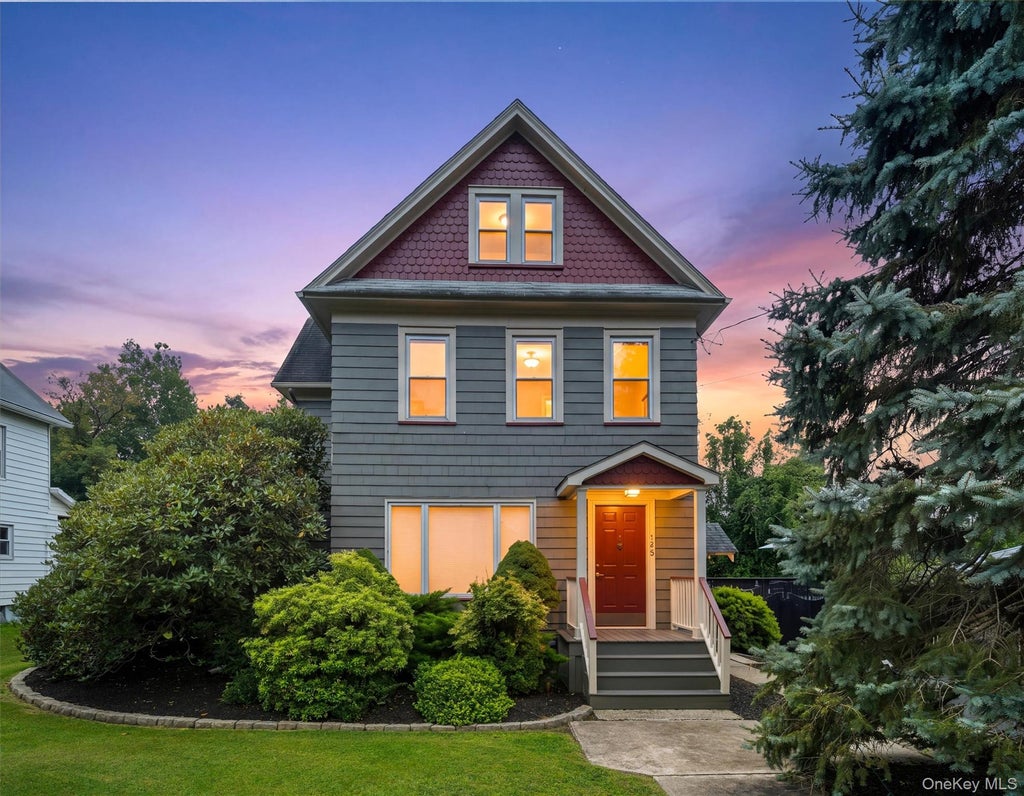 Photo of 125 Berme Road, Port Jervis, NY 12771 (MLS # 1046530)