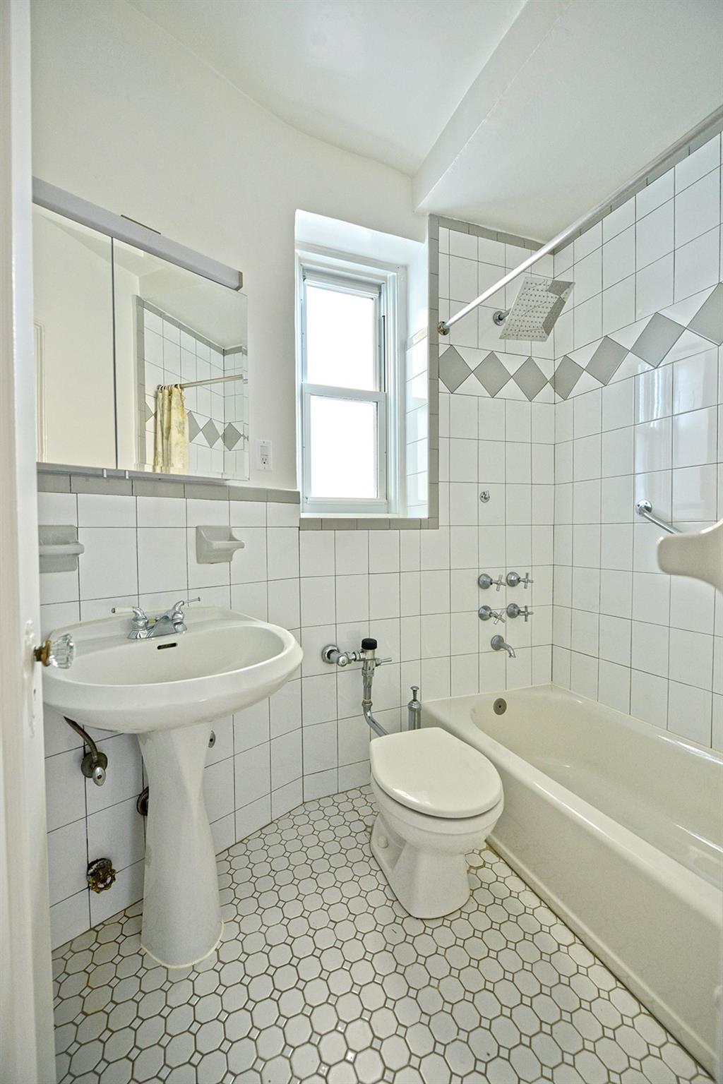 72-17 34th Avenue #1M, Jackson Heights, New York image 11
